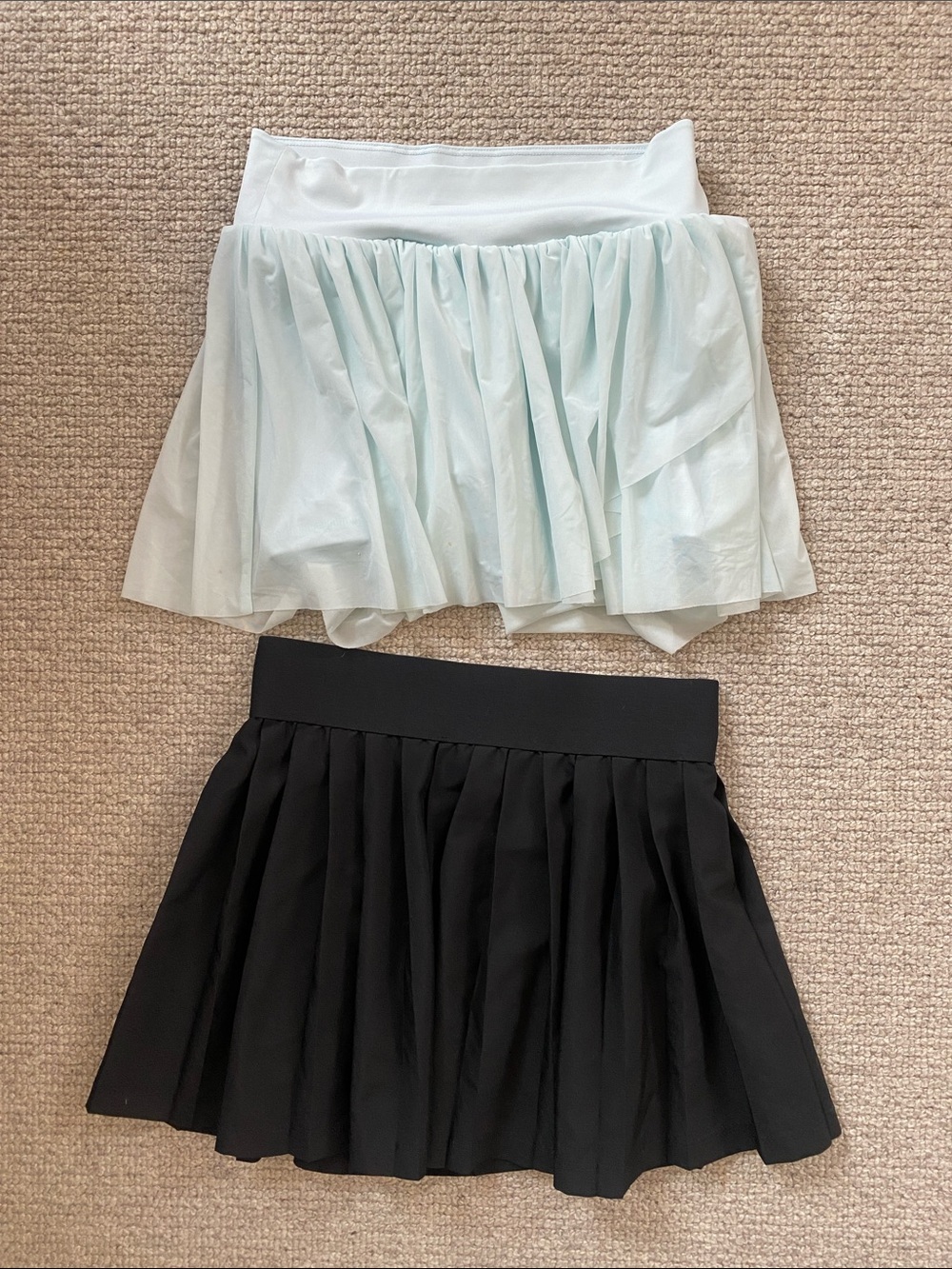2 girls athletic skirts/skorts